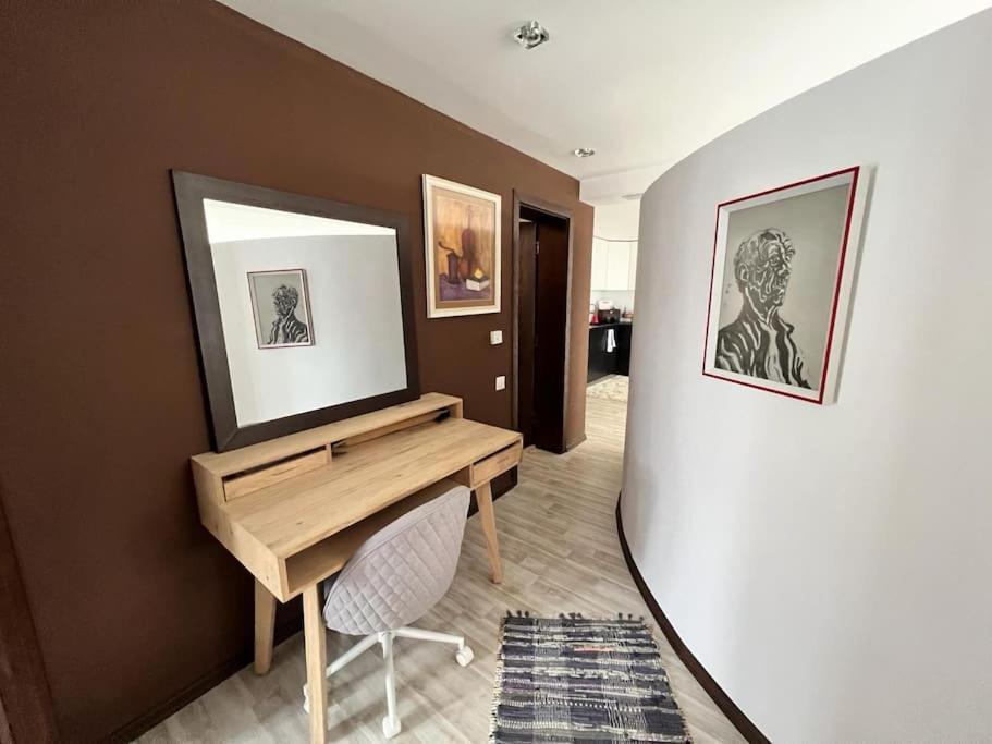 Kazanlak Large Guest House Apartment Near The Center With Full Kitchen & Dining Room, King Beds, Garden Patio, Free Parking & Self Check-In Extérieur photo